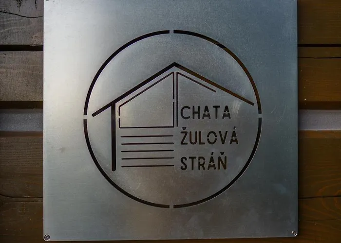 木屋 Zulova Stran 亚诺夫纳德尼索